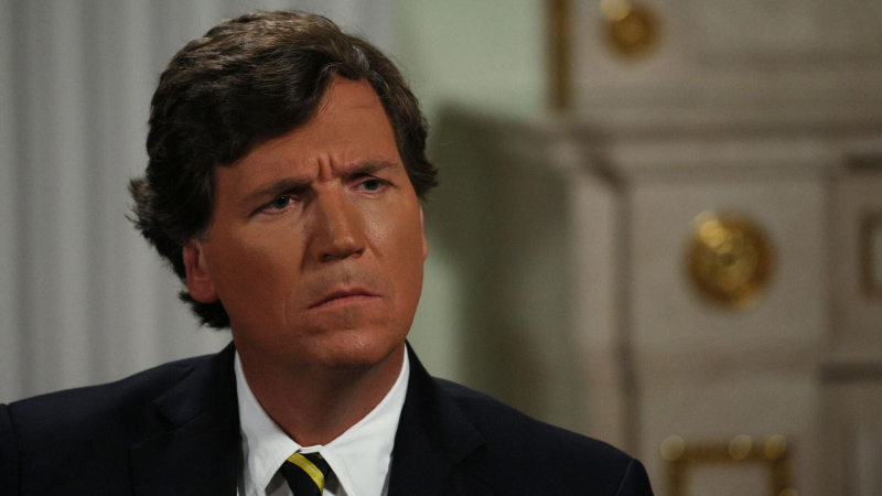 США фактически находятся в состоянии войны с Россией, заявил Карлсон