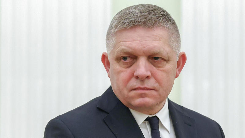 Фицо прокомментировал возможное снятие санкций ЕС против России