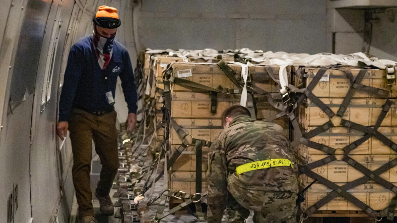 Американский экономист ждет от Трампа прекращения продаж оружия Украине
