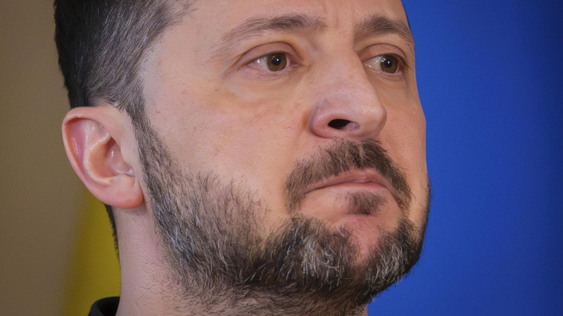 "Выглядит так себе": в Раде высмеяли Зеленского после встречи Украины и США